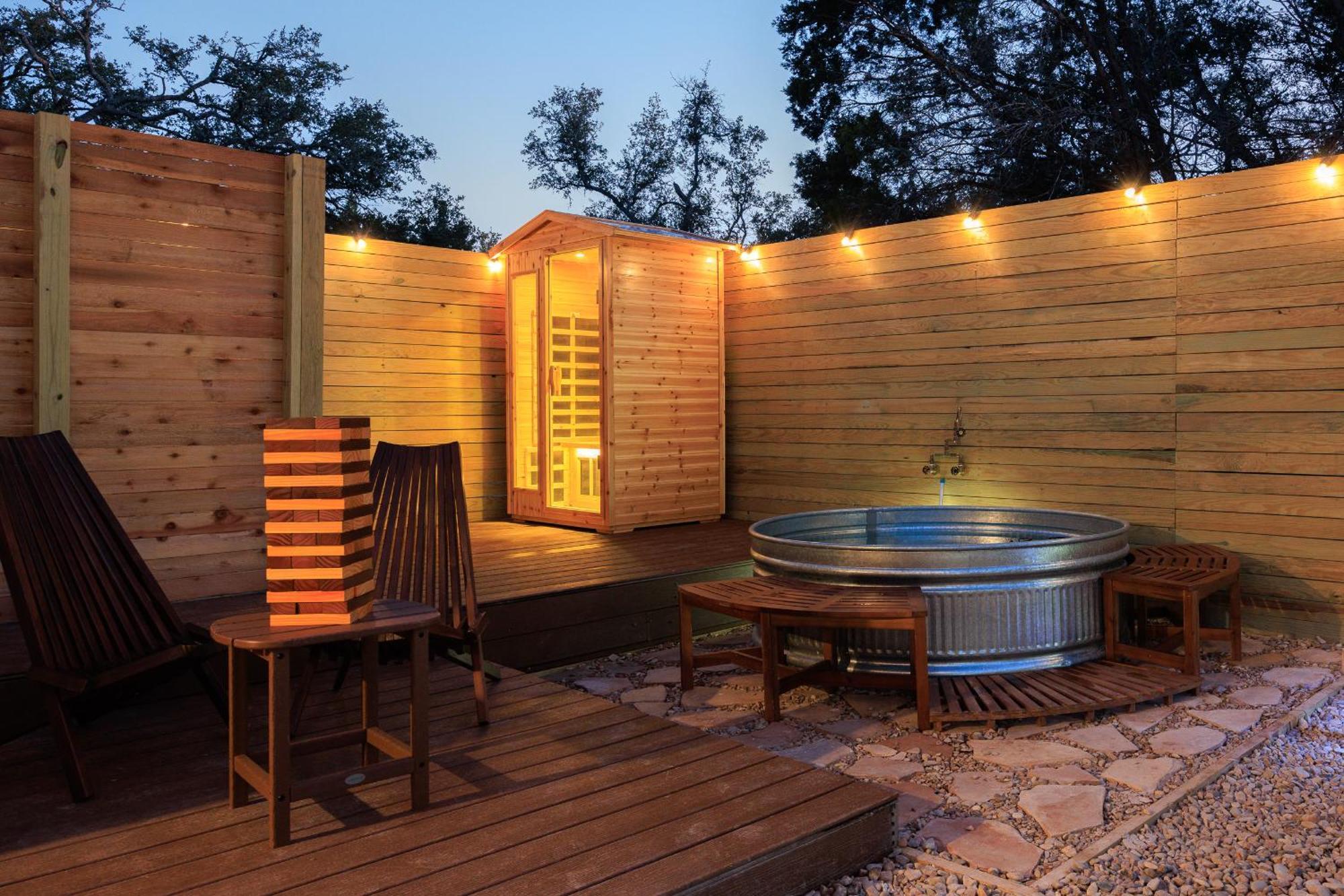 Romantic Luxury Retreat Hot Cold Pool & Sauna Wimberley Eksteriør billede