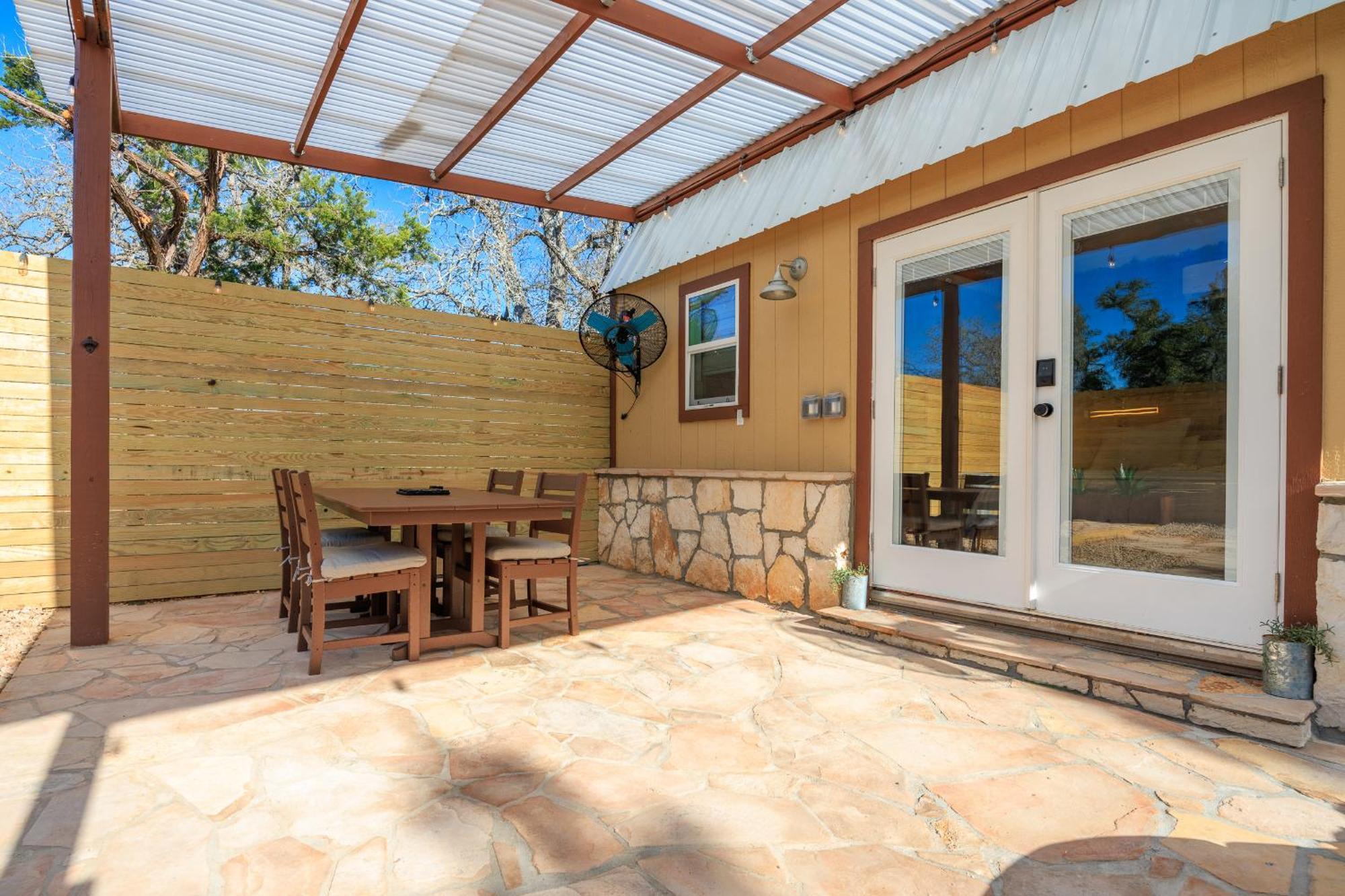 Romantic Luxury Retreat Hot Cold Pool & Sauna Wimberley Eksteriør billede