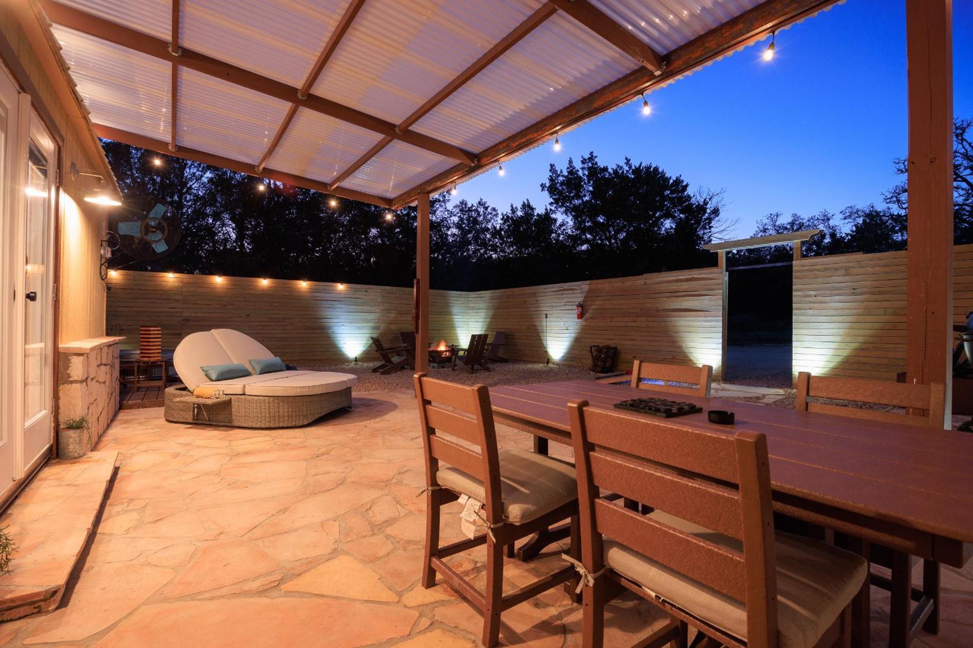 Romantic Luxury Retreat Hot Cold Pool & Sauna Wimberley Eksteriør billede