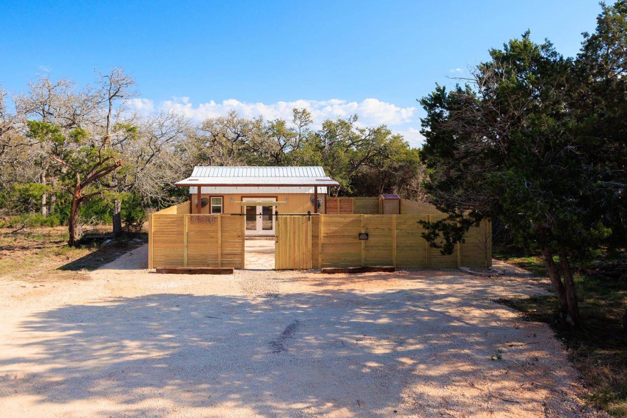 Romantic Luxury Retreat Hot Cold Pool & Sauna Wimberley Eksteriør billede