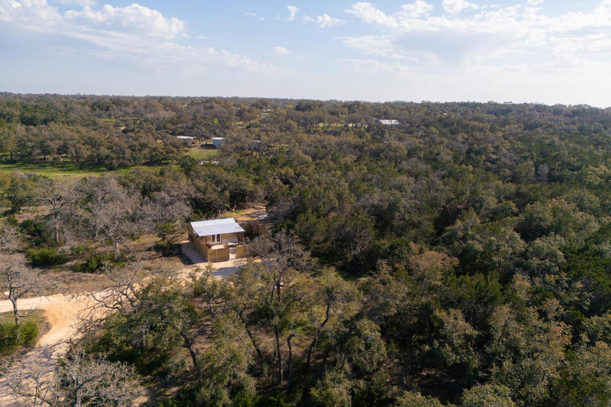 Romantic Luxury Retreat Hot Cold Pool & Sauna Wimberley Eksteriør billede