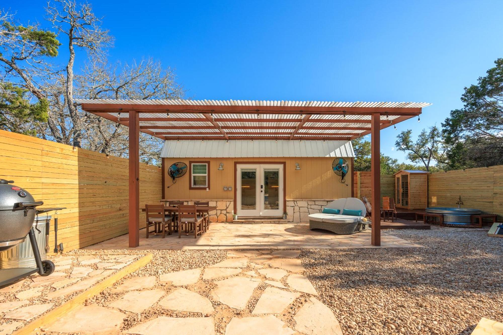 Romantic Luxury Retreat Hot Cold Pool & Sauna Wimberley Eksteriør billede